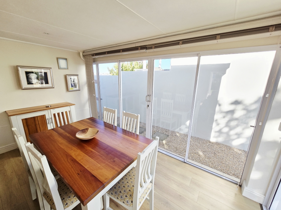 2 Bedroom Property for Sale in Kingswood Golf Estate Western Cape